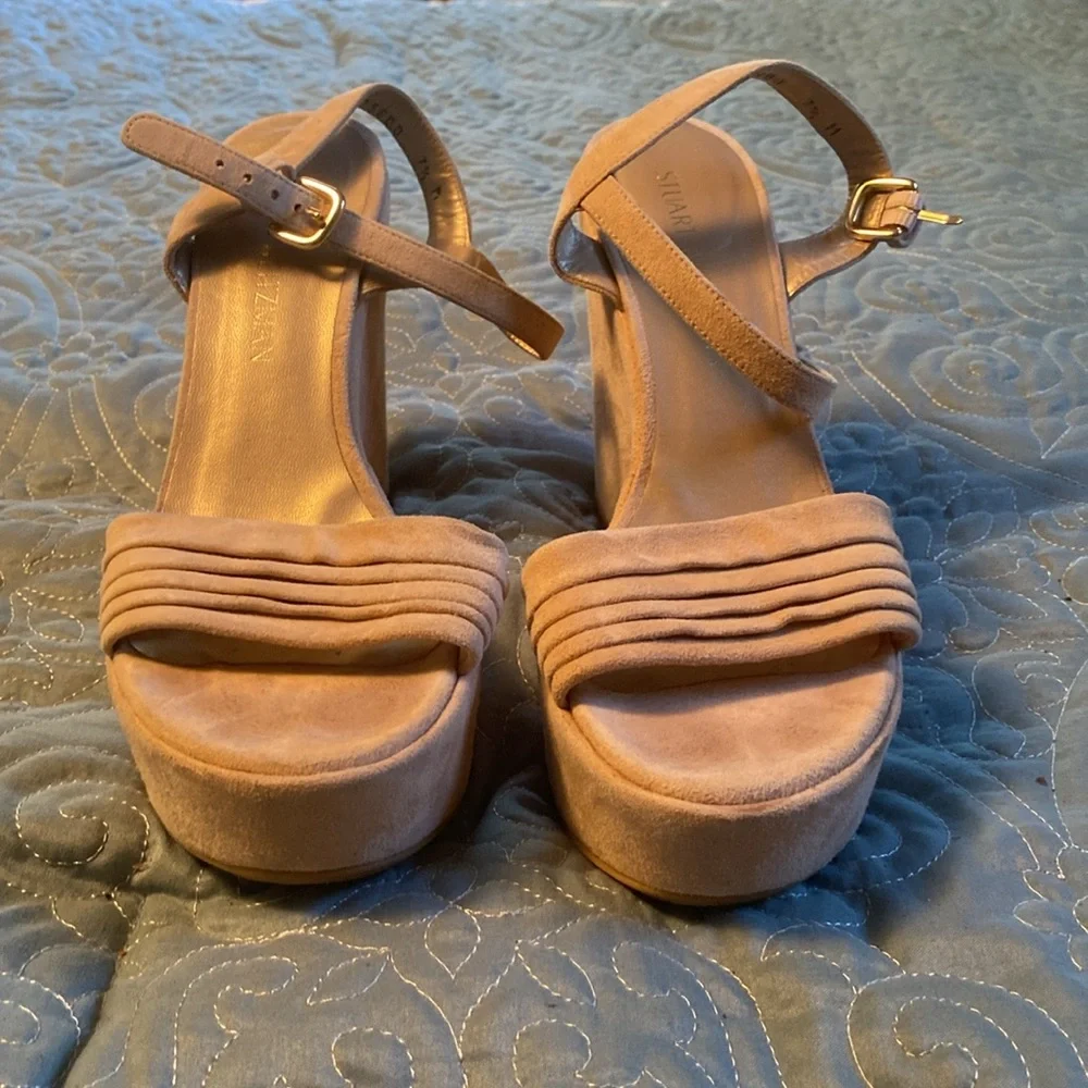 Stuart Weitzman Elegant Tan Wedge Sandals 5” (1.5” platform) - Picture 2 of 9